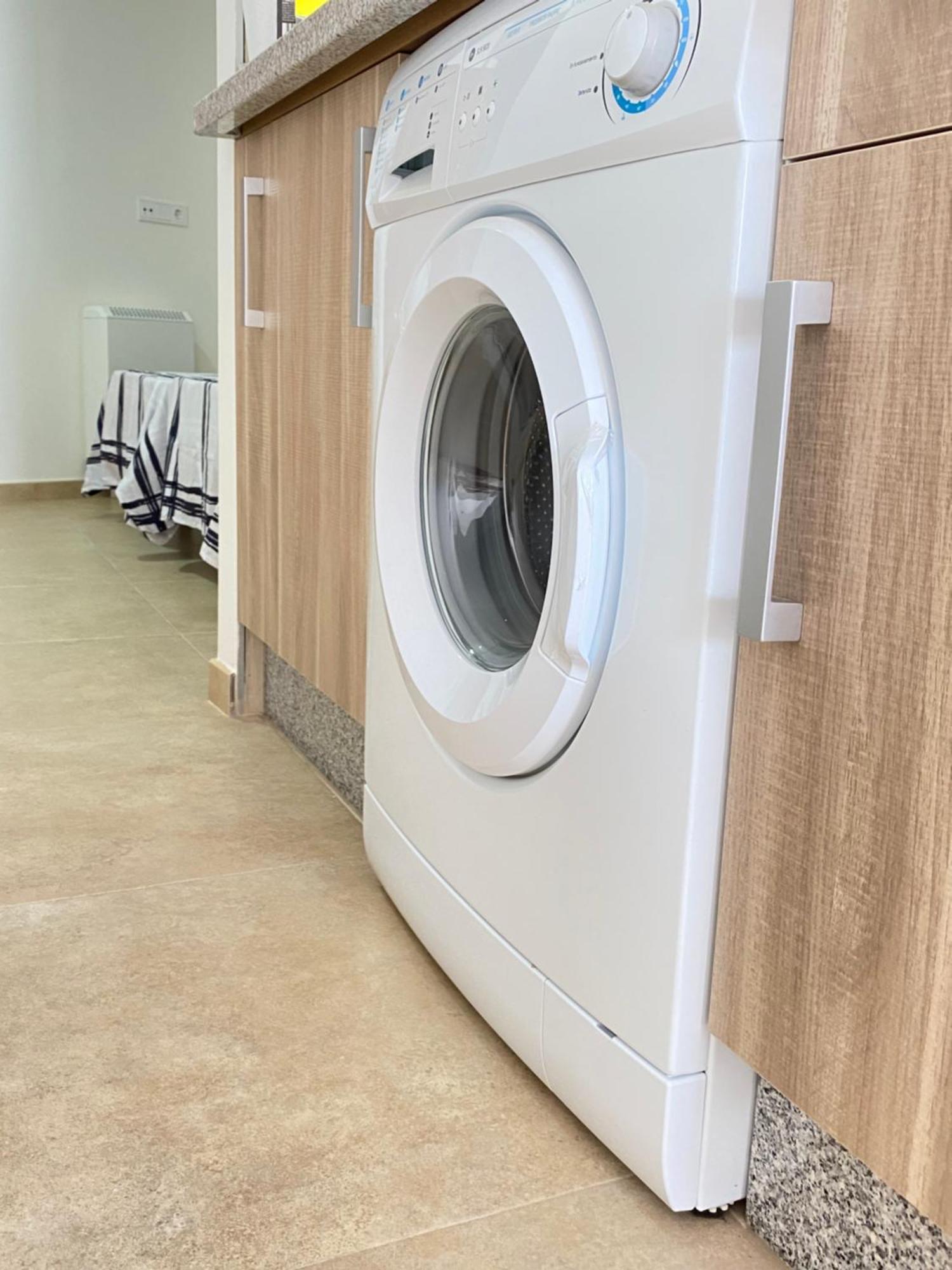 Apartamentos Penaflor Guadix Exteriör bild