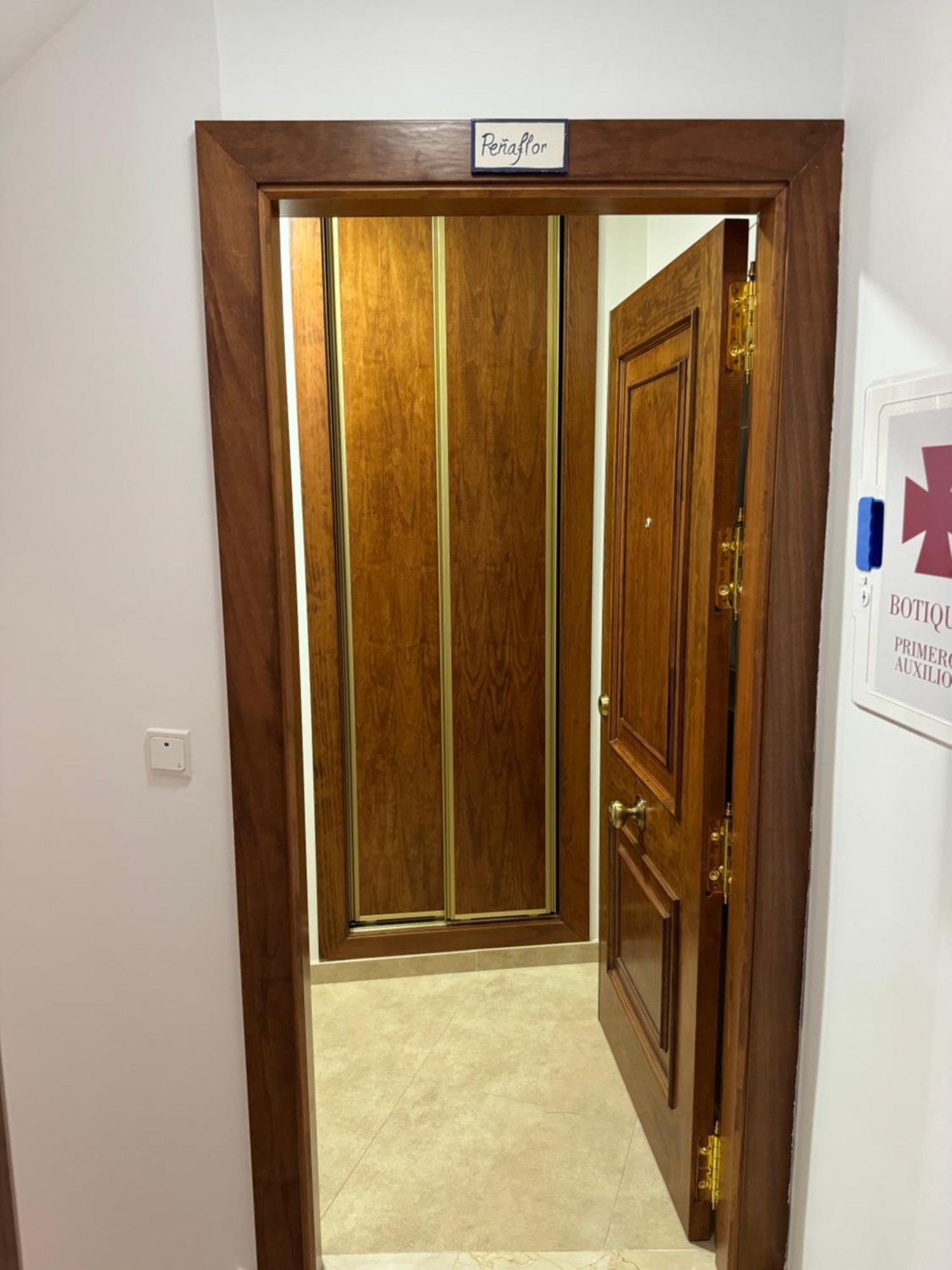 Apartamentos Penaflor Guadix Exteriör bild