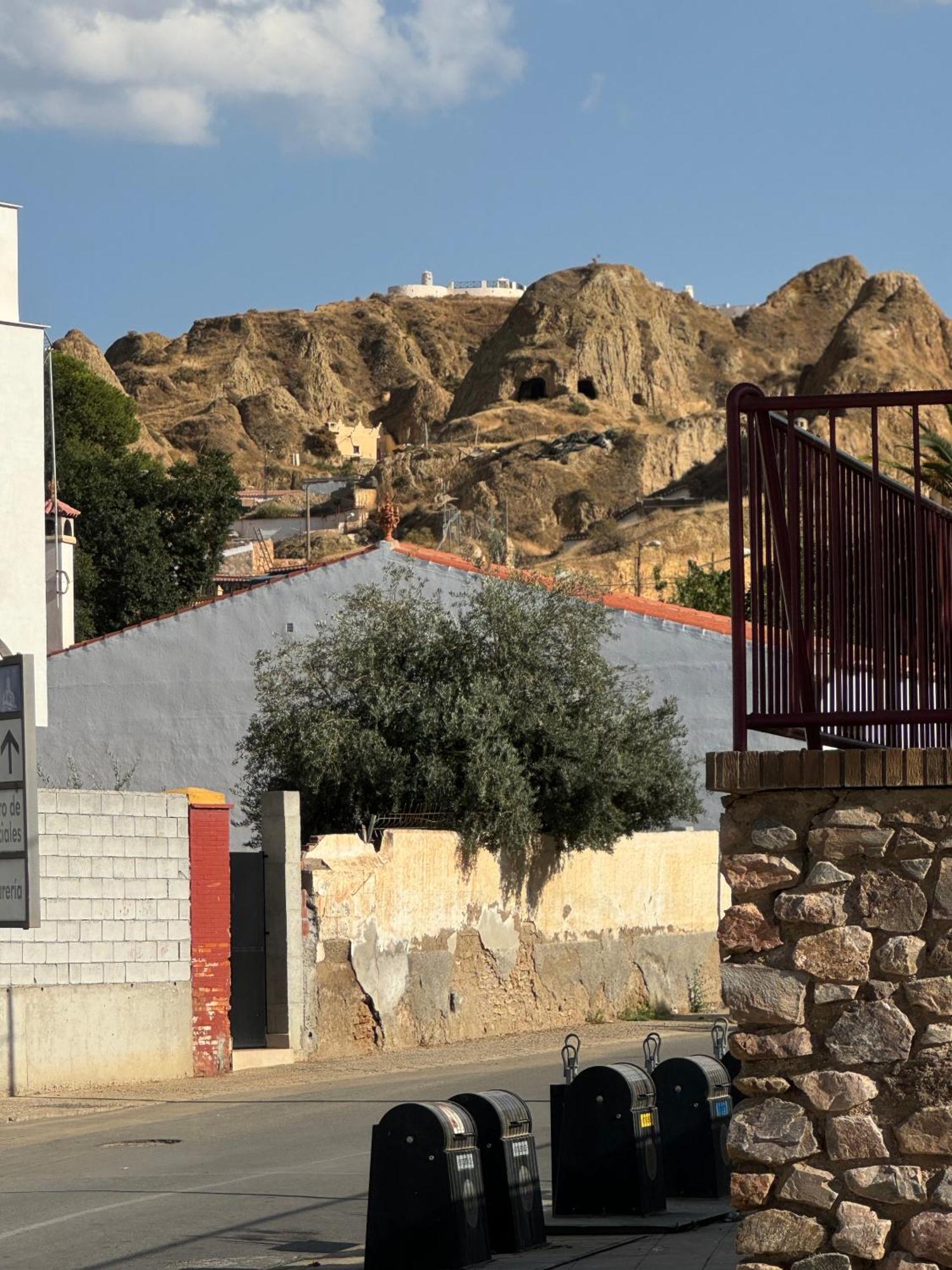 Apartamentos Penaflor Guadix Exteriör bild